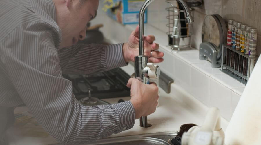 Professional expert plumbing services in Elkhart, IL